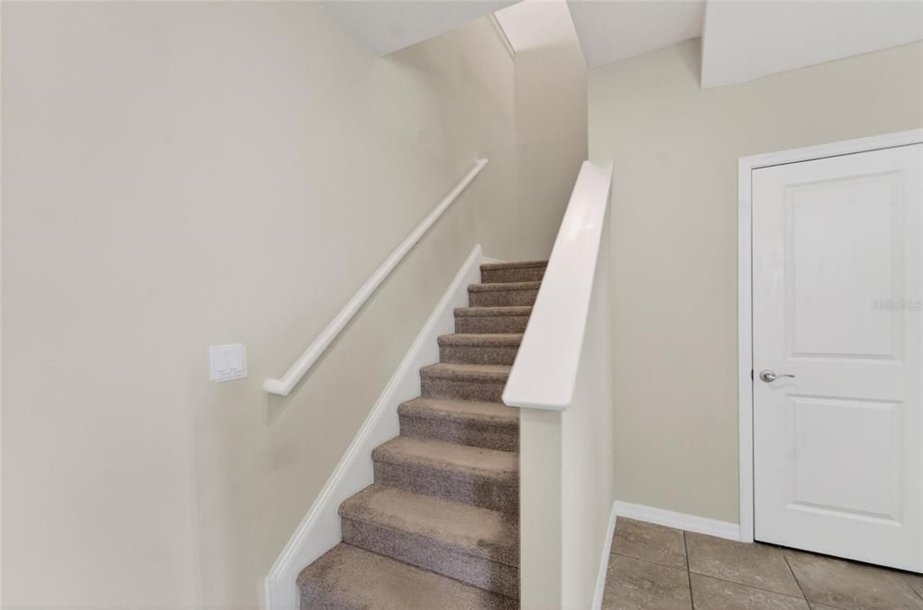 For Sale: $500,000 (5 beds, 3 baths, 2968 Square Feet)