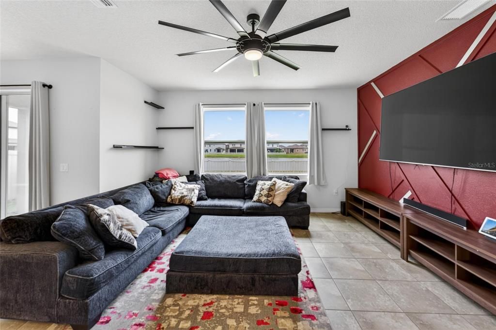 For Sale: $500,000 (5 beds, 3 baths, 2968 Square Feet)
