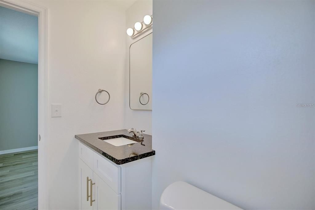 For Sale: $294,900 (3 beds, 2 baths, 1384 Square Feet)