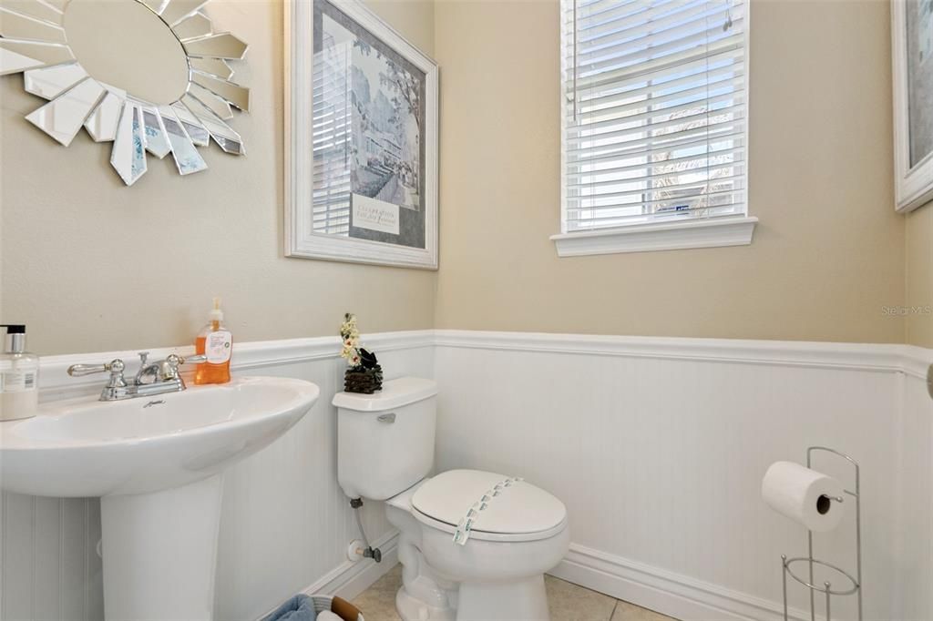 For Sale: $1,550,000 (5 beds, 4 baths, 3600 Square Feet)