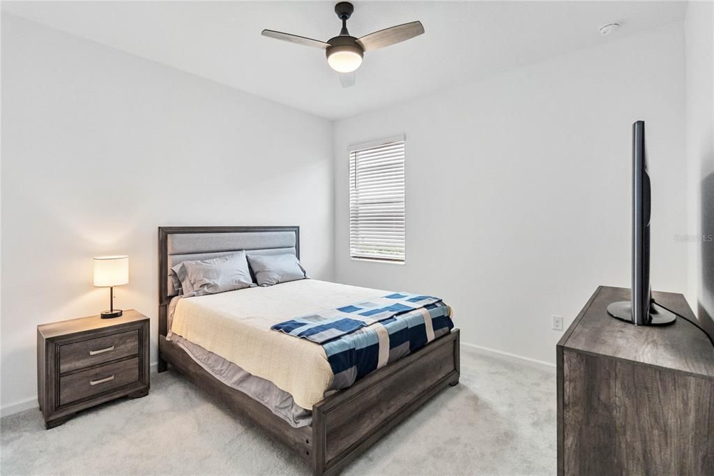 For Sale: $360,000 (3 beds, 2 baths, 1983 Square Feet)