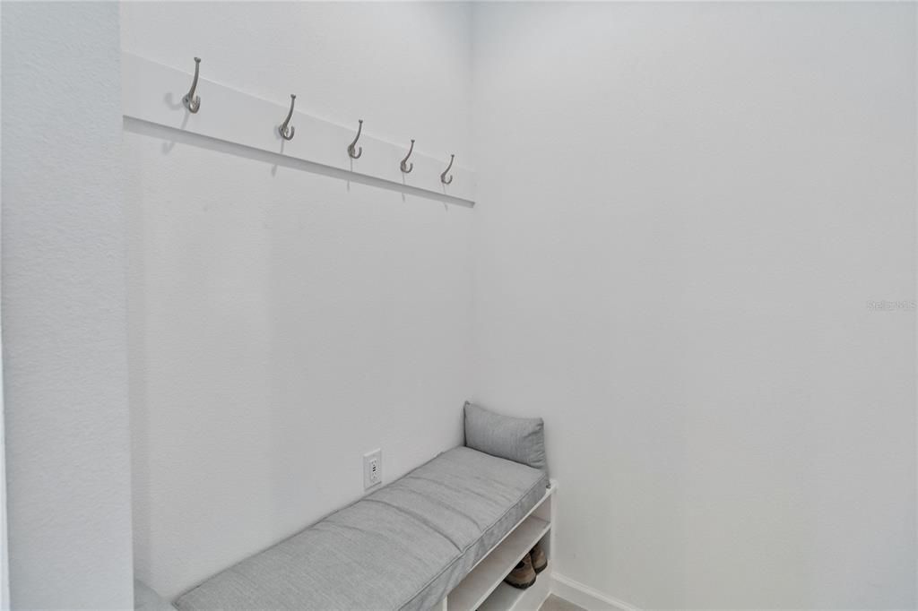 For Sale: $360,000 (3 beds, 2 baths, 1983 Square Feet)