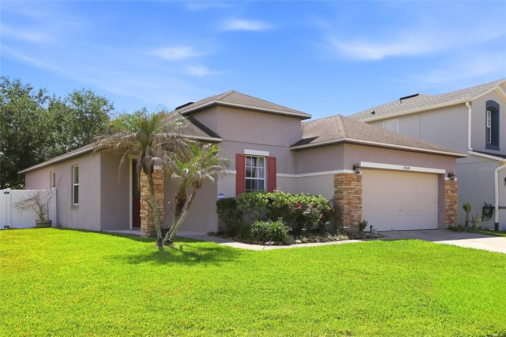 Active With Contract: $455,000 (3 beds, 2 baths, 1703 Square Feet)