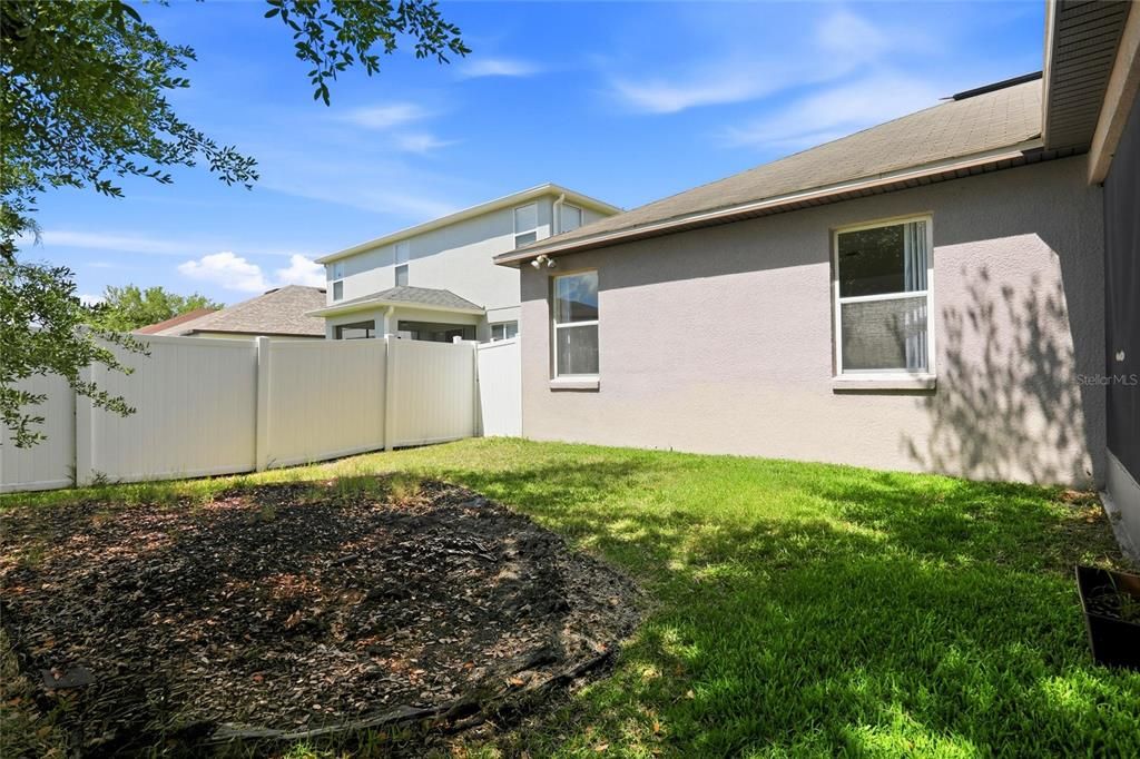 Active With Contract: $455,000 (3 beds, 2 baths, 1703 Square Feet)