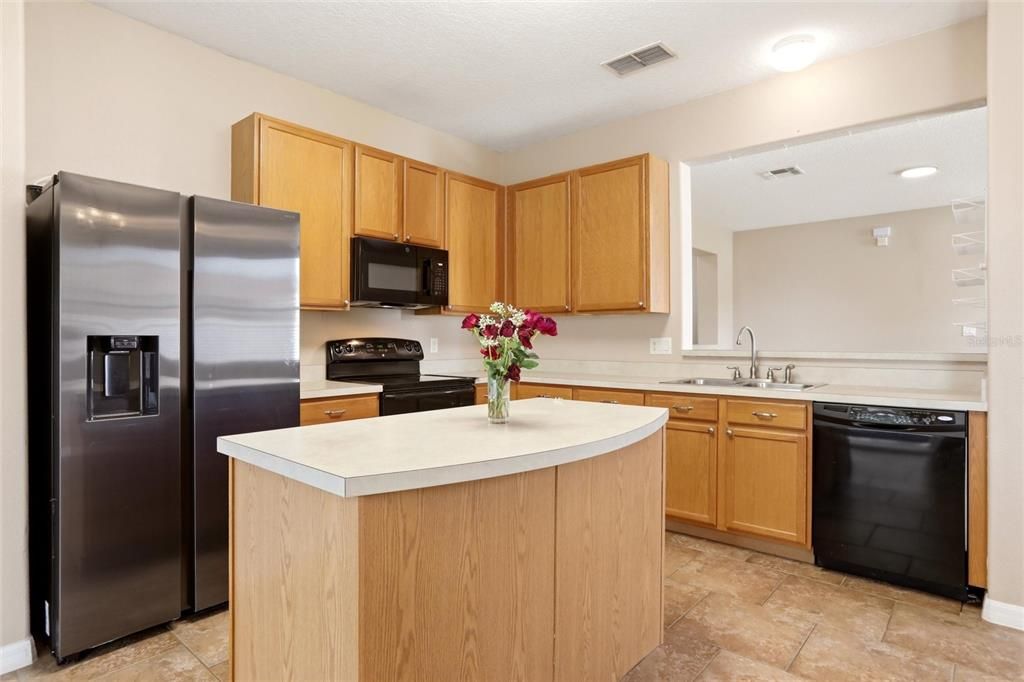 Active With Contract: $455,000 (3 beds, 2 baths, 1703 Square Feet)