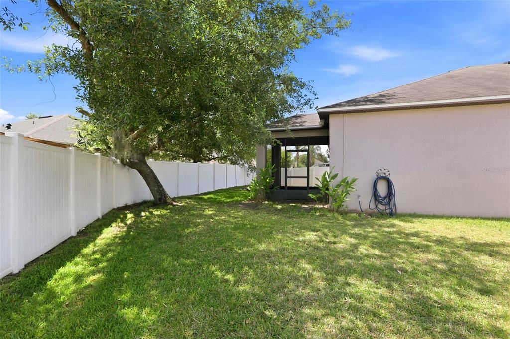 Active With Contract: $455,000 (3 beds, 2 baths, 1703 Square Feet)