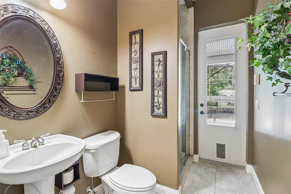 En Venta: $949,000 (5 camas, 4 baños, 3245 Pies cuadrados)