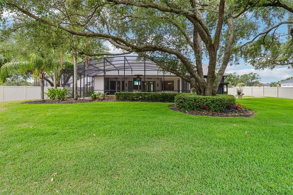 En Venta: $949,000 (5 camas, 4 baños, 3245 Pies cuadrados)
