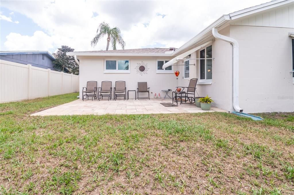 For Sale: $246,000 (2 beds, 1 baths, 1133 Square Feet)