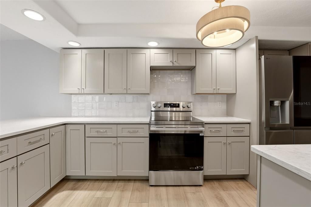 For Sale: $874,999 (3 beds, 2 baths, 1710 Square Feet)