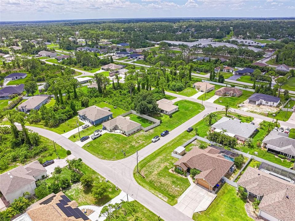 На продажу: $474,900 (4 спален, 2 ванн, 2332 Квадратных фут)