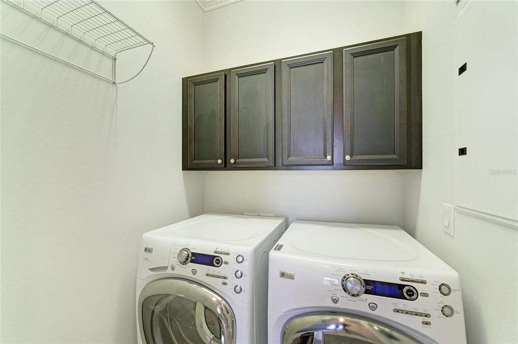 Activo con contrato: $699,000 (3 camas, 3 baños, 1994 Pies cuadrados)