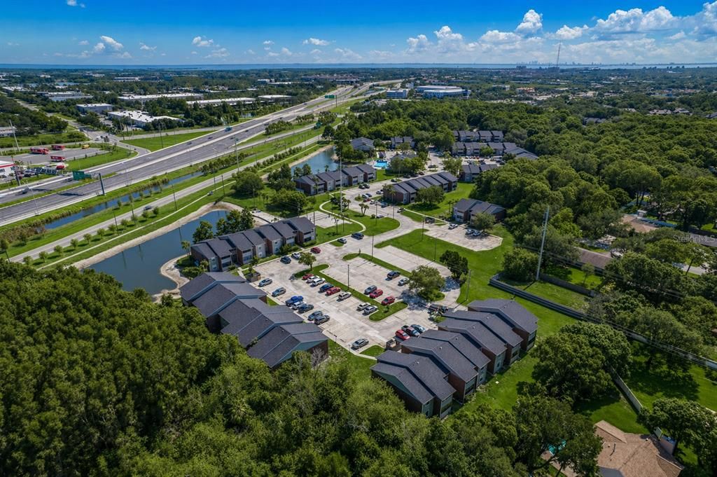 Active With Contract: $1,300 (1 beds, 1 baths, 525 Square Feet)