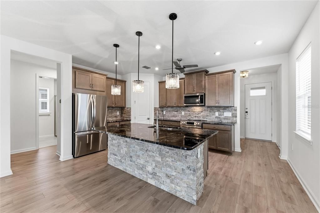 For Sale: $539,000 (3 beds, 2 baths, 1685 Square Feet)