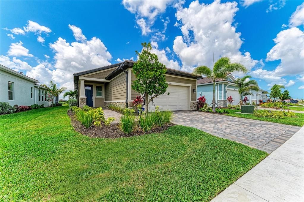 For Sale: $539,000 (3 beds, 2 baths, 1685 Square Feet)
