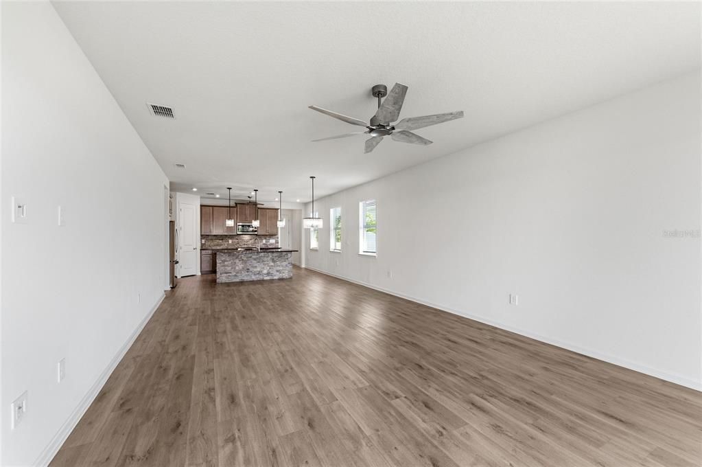 For Sale: $539,000 (3 beds, 2 baths, 1685 Square Feet)