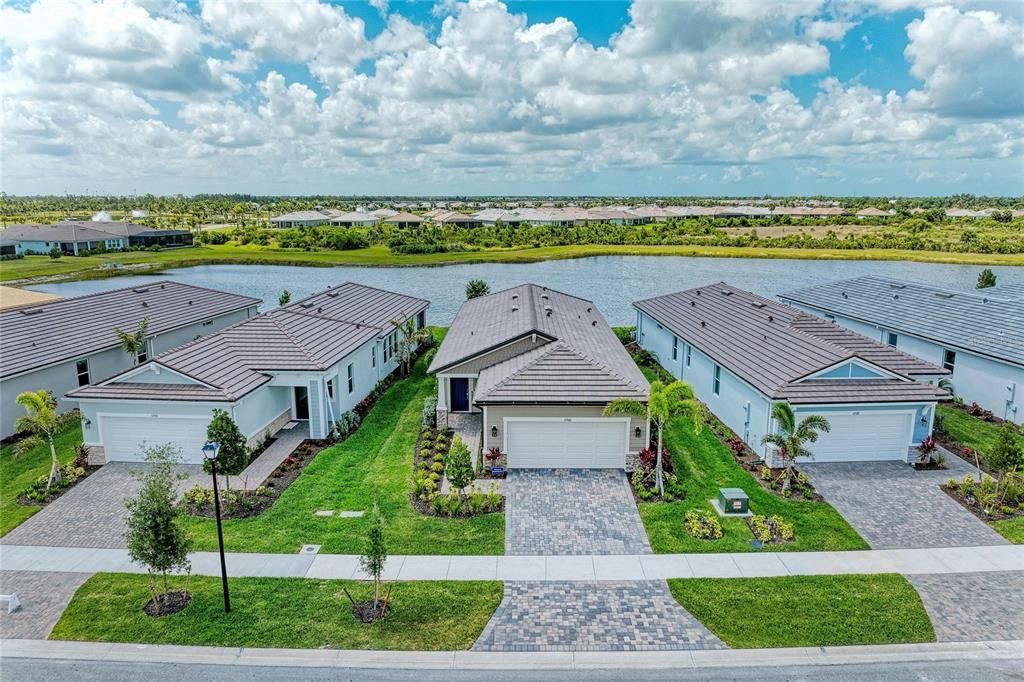 For Sale: $539,000 (3 beds, 2 baths, 1685 Square Feet)