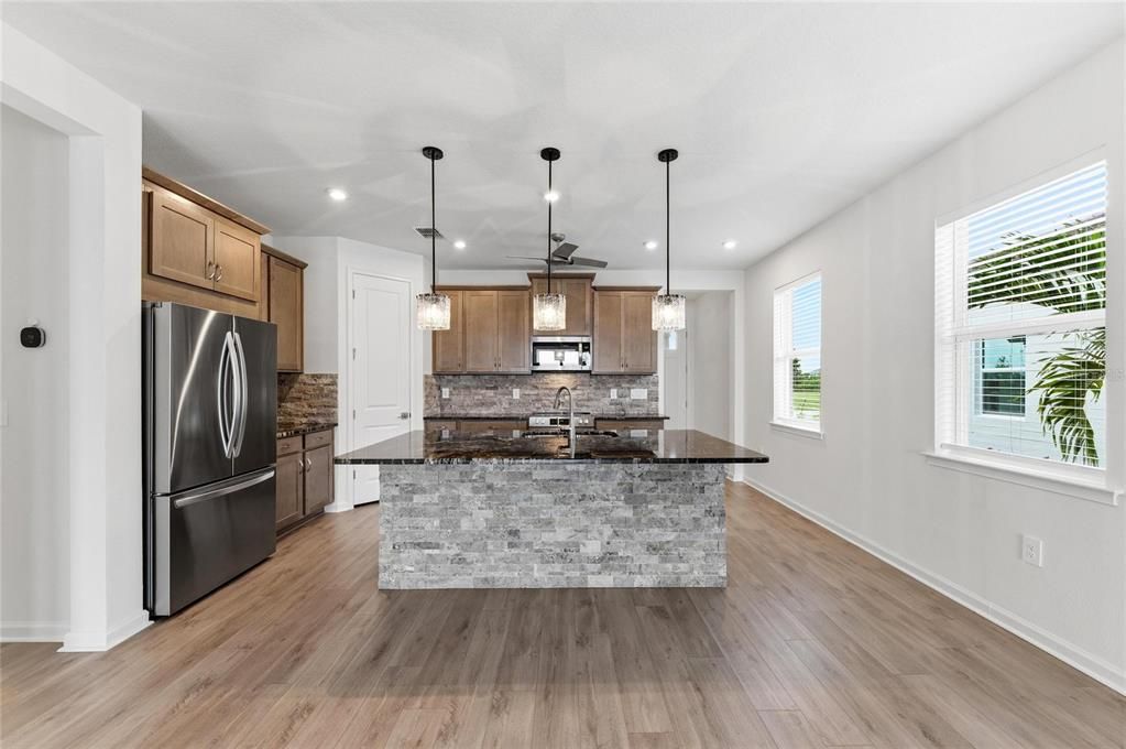 For Sale: $539,000 (3 beds, 2 baths, 1685 Square Feet)