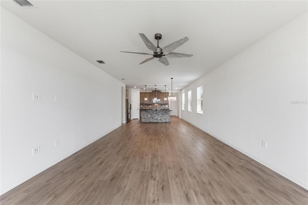 For Sale: $539,000 (3 beds, 2 baths, 1685 Square Feet)