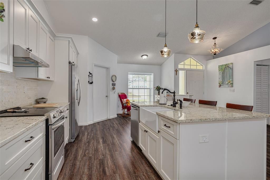 For Sale: $459,000 (3 beds, 2 baths, 1523 Square Feet)