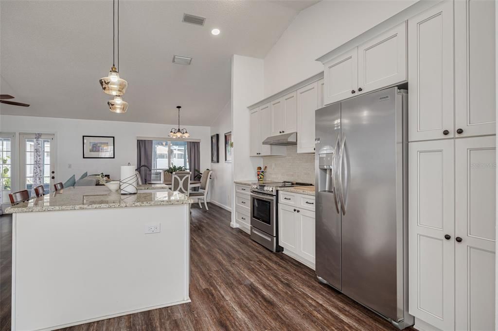 For Sale: $459,000 (3 beds, 2 baths, 1523 Square Feet)