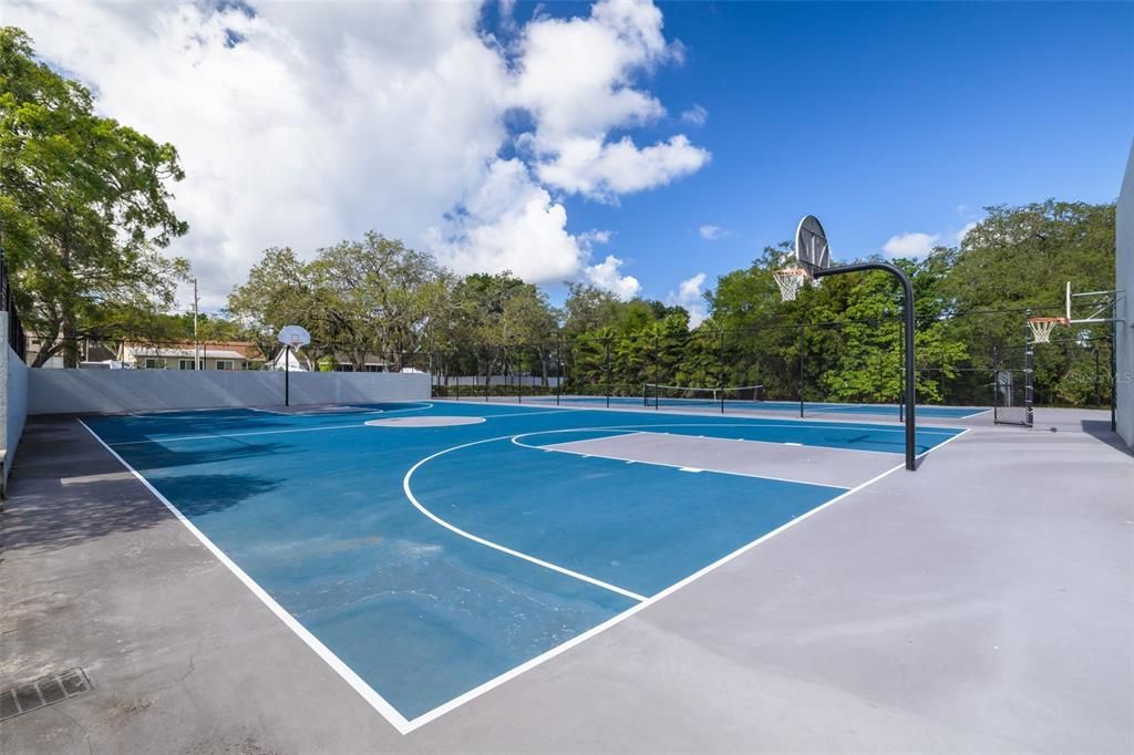 For Sale: $459,000 (3 beds, 2 baths, 1523 Square Feet)