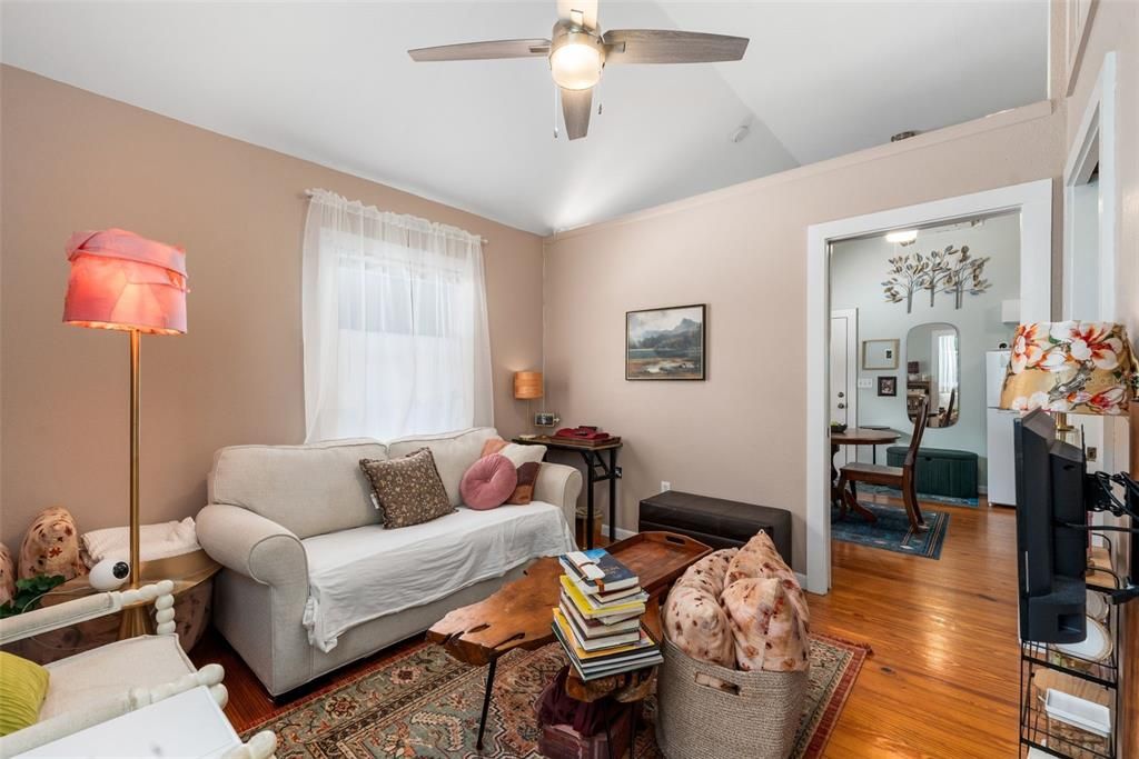 For Sale: $639,000 (4 beds, 2 baths, 2224 Square Feet)