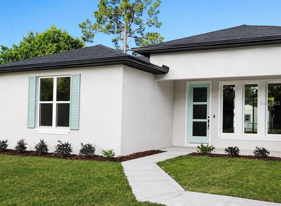 For Sale: $399,900 (4 beds, 2 baths, 1800 Square Feet)