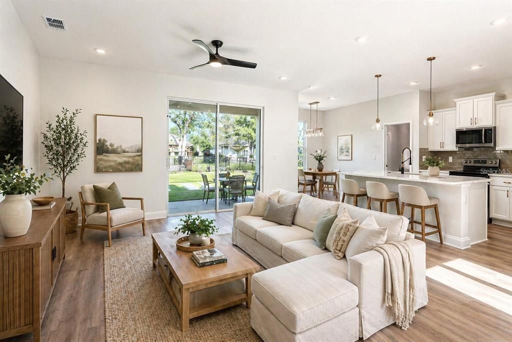 For Sale: $399,900 (4 beds, 2 baths, 1800 Square Feet)