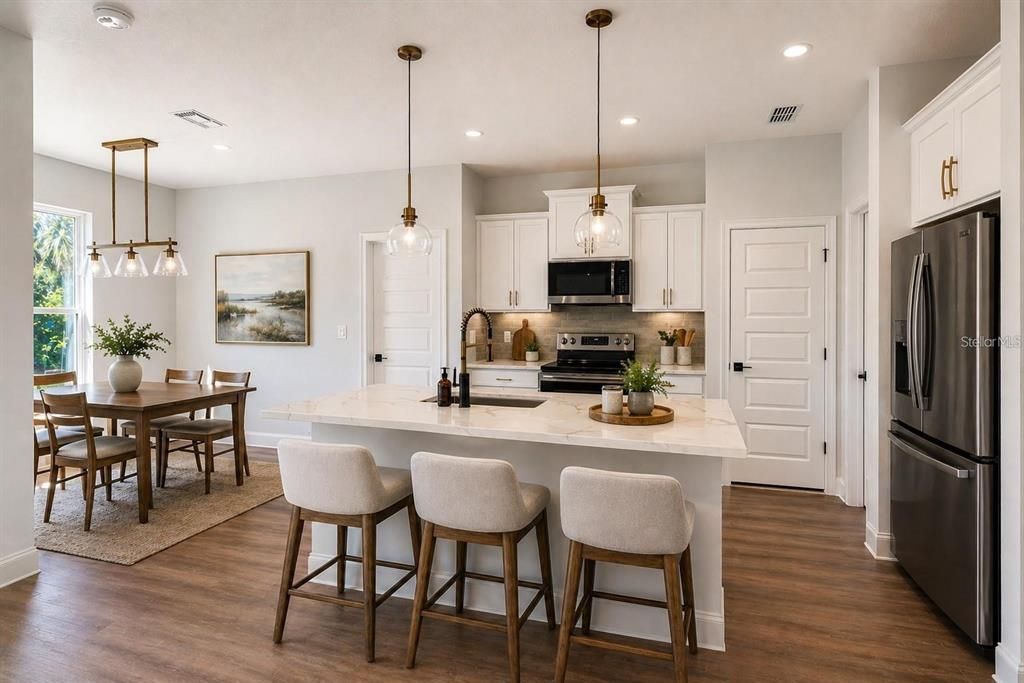 For Sale: $399,900 (4 beds, 2 baths, 1800 Square Feet)