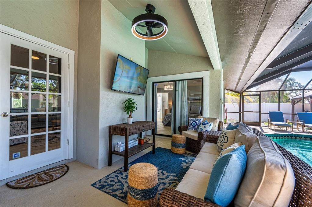 Active With Contract: $735,000 (4 beds, 2 baths, 2115 Square Feet)