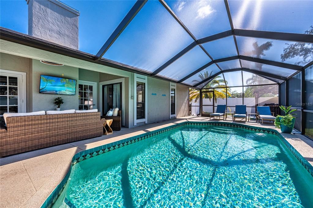 Active With Contract: $735,000 (4 beds, 2 baths, 2115 Square Feet)