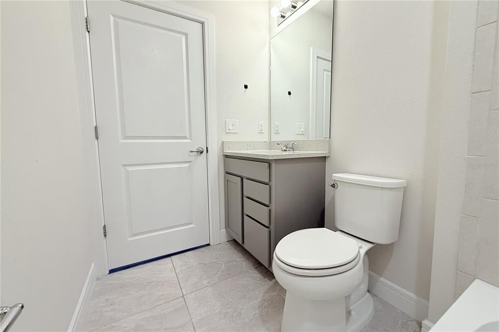 En Venta: $535,000 (5 camas, 3 baños, 2386 Pies cuadrados)