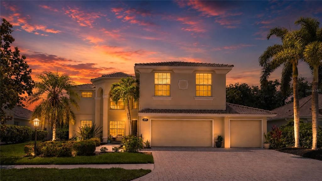 En Venta: $1,049,500 (5 camas, 3 baños, 3847 Pies cuadrados)