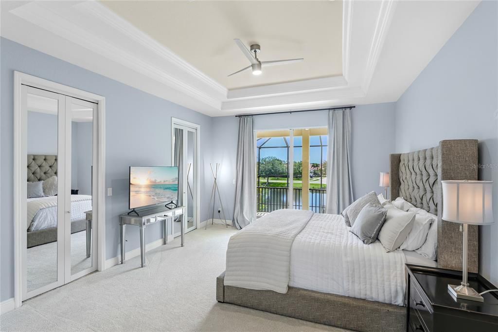 En Venta: $1,049,500 (5 camas, 3 baños, 3847 Pies cuadrados)