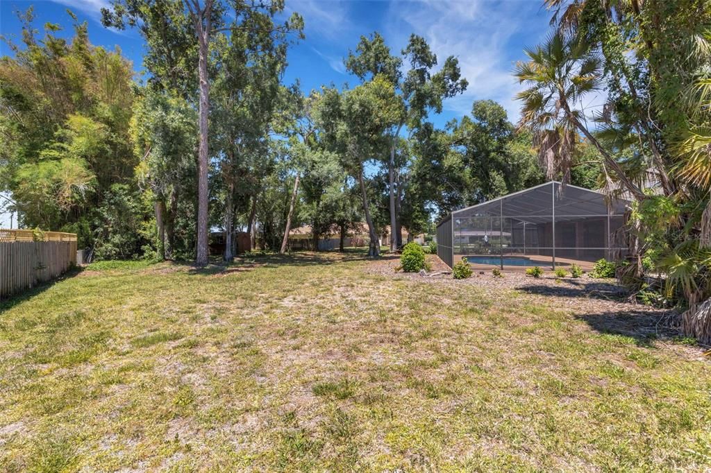 For Sale: $825,000 (6 beds, 3 baths, 3543 Square Feet)