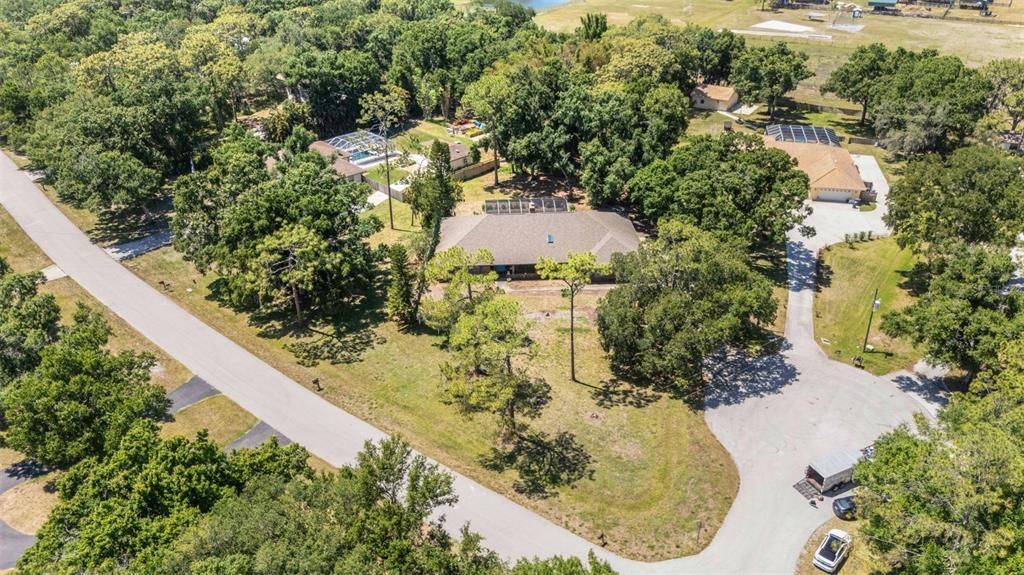 For Sale: $825,000 (6 beds, 3 baths, 3543 Square Feet)