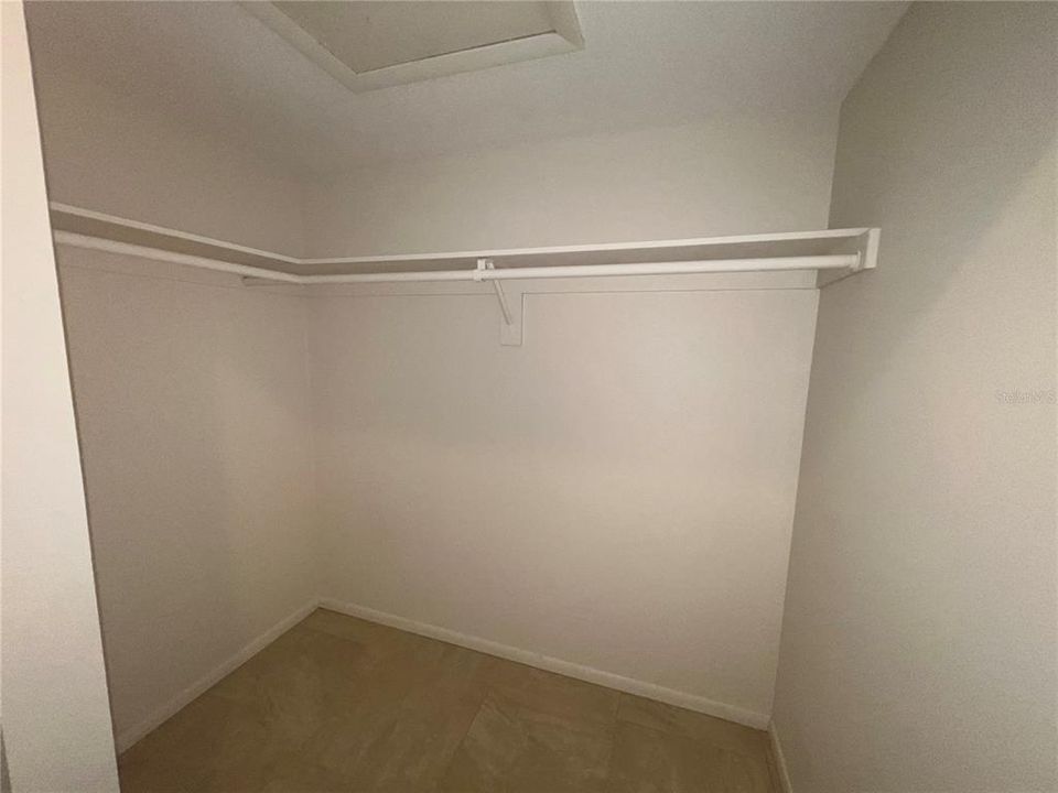 En Renta: $1,300 (2 camas, 2 baños, 884 Pies cuadrados)
