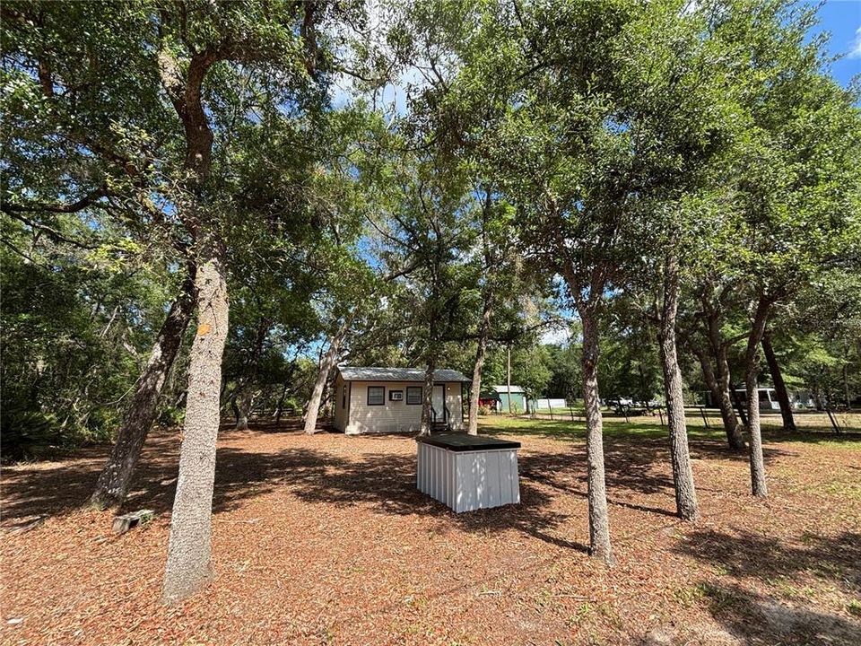 Active With Contract: $94,000 (2 beds, 1 baths, 552 Square Feet)