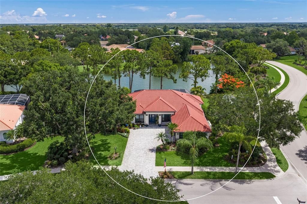 En Venta: $998,000 (3 camas, 2 baños, 2538 Pies cuadrados)