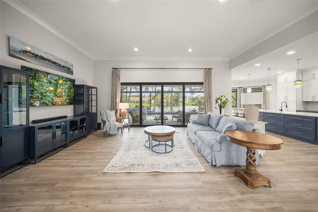 En Venta: $998,000 (3 camas, 2 baños, 2538 Pies cuadrados)