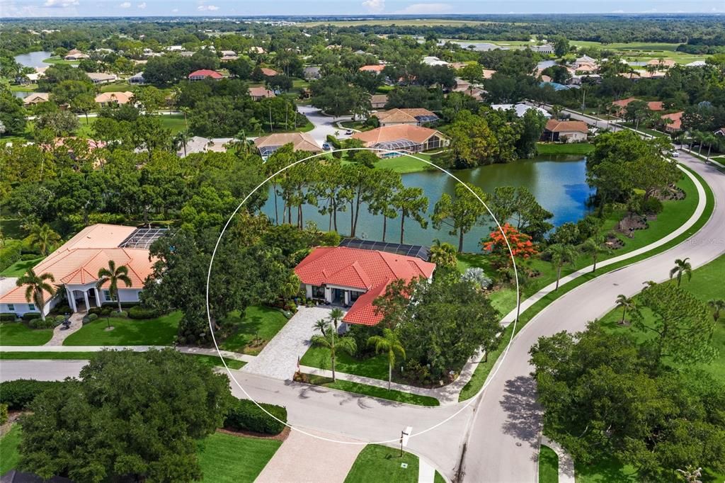 En Venta: $998,000 (3 camas, 2 baños, 2538 Pies cuadrados)