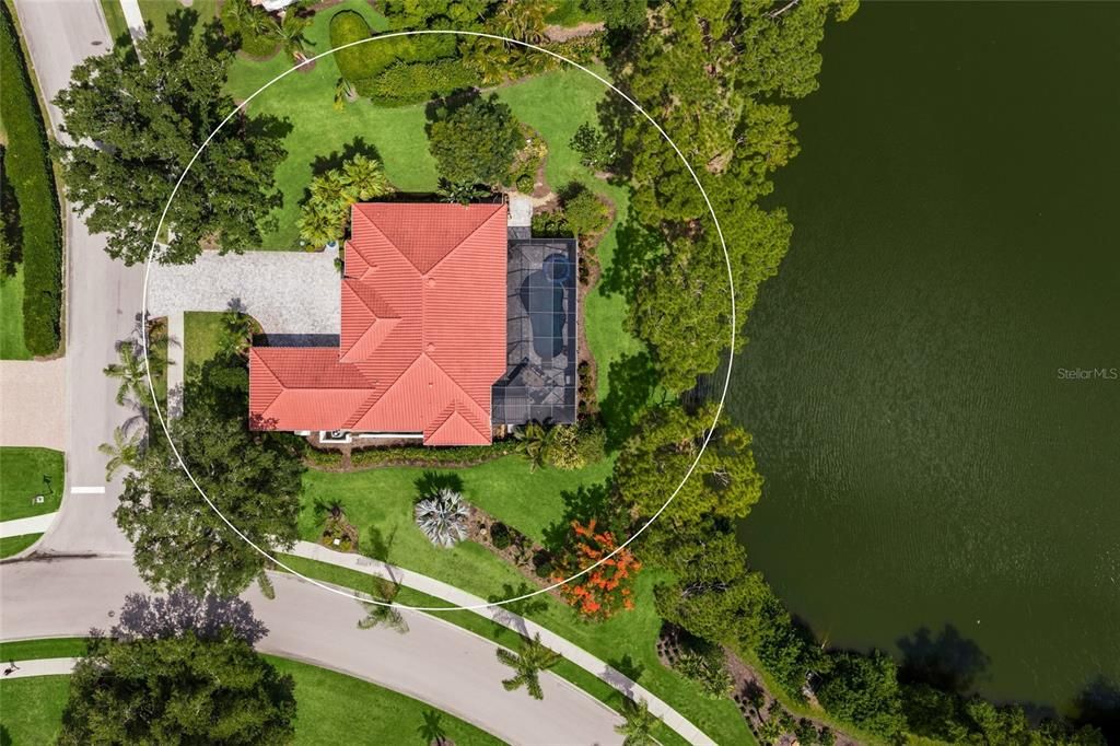 En Venta: $998,000 (3 camas, 2 baños, 2538 Pies cuadrados)
