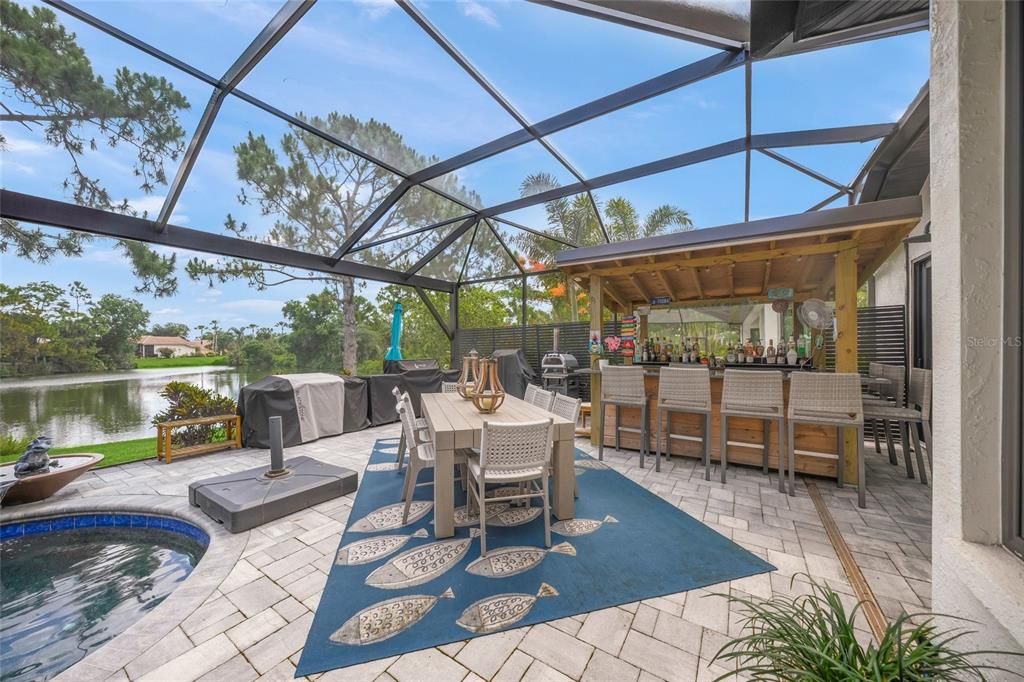En Venta: $998,000 (3 camas, 2 baños, 2538 Pies cuadrados)