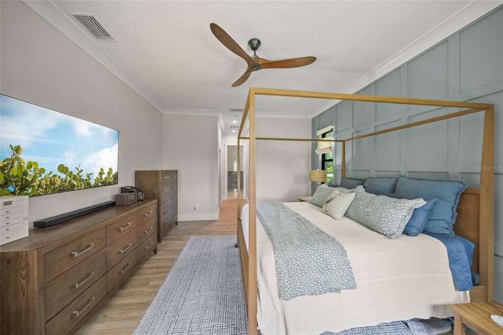 En Venta: $998,000 (3 camas, 2 baños, 2538 Pies cuadrados)