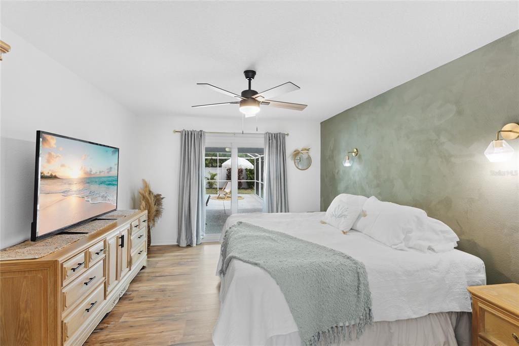 For Sale: $589,000 (3 beds, 2 baths, 1811 Square Feet)