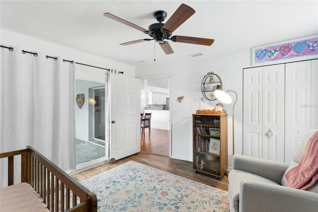 For Sale: $589,000 (3 beds, 2 baths, 1811 Square Feet)