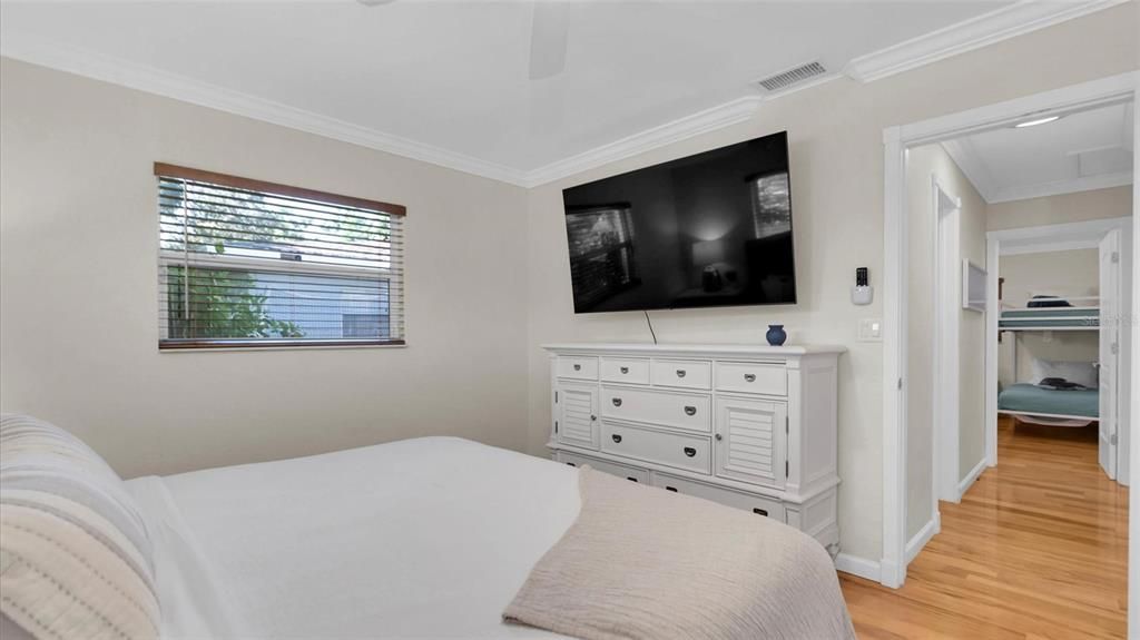 For Sale: $595,000 (3 beds, 2 baths, 1358 Square Feet)