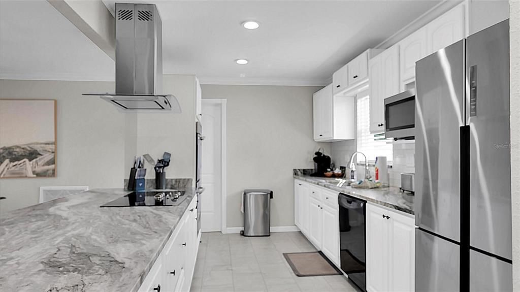 For Sale: $595,000 (3 beds, 2 baths, 1358 Square Feet)