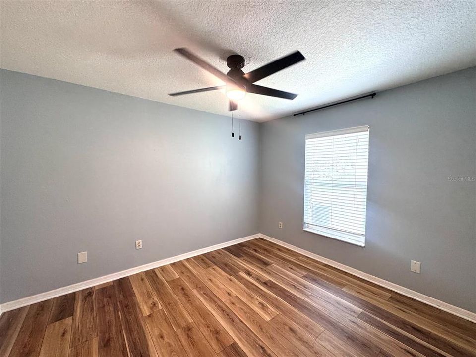 Active With Contract: $3,099 (3 beds, 2 baths, 1723 Square Feet)